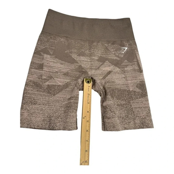 Gymshark Adapt Ombre Seamless Shorts - Picture 8 of 10